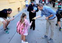 Ministr Rakušan spěchá na prodloužení ochrany uprchlíků