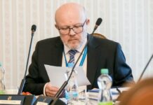 Ministr Válek ví, jak na stabilní růst platů a mezd ve zdravotnictví rust_platu