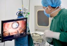 Chirurgové v New Yorku úspěšně transplantovali lidské oko oko