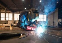 Náročné profese se dotknou desítek tisíc lidí, jasno o nich ale není desitek_tisic