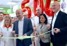 Dr. Max otevřel pětistou lékárnu. Je v každém okresním městě Dr. Max_v_Cesku