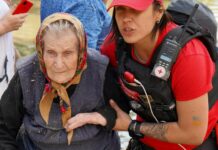 Ukrajina válčí dva roky. Příspěvky na zdravotní pomoc ubývají pomoc