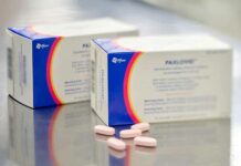 Antivirotik na covid je v ČR dost. Ministerstvo je koupilo v Anglii antivirotik