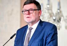 Zrušení vratky DPH u auta pro postižené vyrovná jiná podpora, tvrdí Stanjura Stanjura