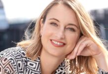 Neptáte se, Vy jste pan Novák, ale ptáte se: Jak se jmenujete? se