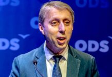 Protidrogový koordinátor Vobořil odchází, smutní hlavně Piráti voboril