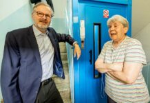 Premiér Fiala ví, jak na problémy v Mojžíři a podobných lokalitách Fiala