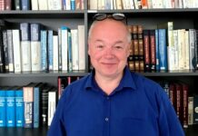 Jsou to informace, které mění naše vědomí, říká Richard Papík