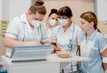 Svitavy vypsaly 2. kolo přijímaček na obor Diplomovaná všeobecná sestra Svitavy