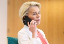 Evropská komise dál neříká vše ve věci nákupu vakcín proti covidu covidu