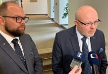 Jednání o platech lékařů skončilo, šéf lékařů hrozí protesty lekaru