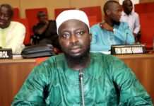 V Gambii ženská obřízka už neprošla. Stále je ale problém, a to i v EU v_gambii