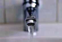 Všeho moc škodí. I fluoridu ve vodě, zjistili vědci ve_vode