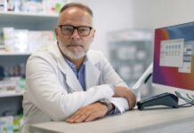 Pojišťovny skončí s přeplatky za léky, postará se o ně lékárník za_leky