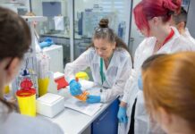 Na letní školu do Plzně se letos sjedou světové špičky na analýzu buňky analyzu