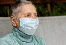 Riziko long covidu sníží včas nasazená antivirotika covidu