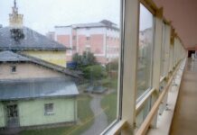 Nemocnice kvůli povodním omezují návštěvy a odkládají péči povodnim