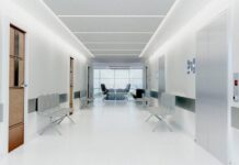 Karlovarský kraj hledá vedení pro své nemocnice, nezdají se mu finance Karlovarsky_kraj