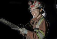 Na východě Ukrajiny fárají i ženy, nahrazují muže ve válce zeny