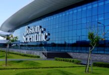 Boston Scientific Corporation pokračuje v nákupech Boston_Scientific_Corporation