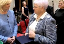 Sociální pracovnicí roku 2023 je Božena Kasíková socialní