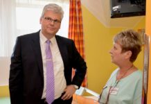 Válek odvolal šéfa motolské nemocnice Ludvíka. Obvinění jsou vážná Ludvika