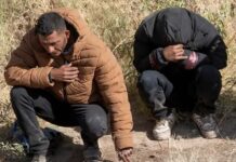 Trump vypnul azylovou aplikaci. Migranti na mexické hranici si zoufají hranici