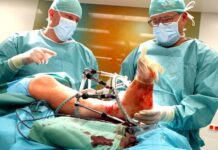 Chirurgové v Ústí spravili Ukrajinci nohu pomocí moderní technologie v_usti