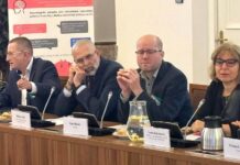 Covid neskončil. Neurologové spekulují o pandemii neurodegenerace neurodegenerace