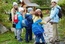 Kojenecké ústavy stát nahradil přechodnými pěstouny, a ti fungují ustavy