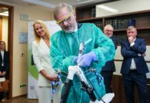 Premiér Fiala navštívil soukromou kliniku svého poradce z Brna premiér Fiala