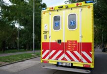 Muž z Pyšel zemřel po užití nitazenu, silné syntetické drogy drogy