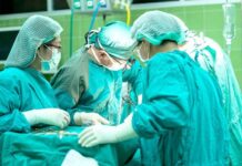 Do Zambie a Angoly míří čeští politici i podnikatelé ve zdravotnictví Zambie