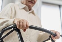 Uprchlíky se zdravotním omezením nově posoudí IPZS. A to za příplatek zdravotnim