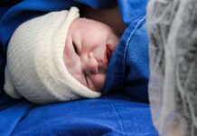 Užívání paracetamolu v těhotenství nevede k autismu, ujišťuje EMA tehotenstvi