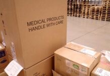 Trump dál tlačí farma firmy k investicím v USA. Ohlásil 100% cla na léky cla