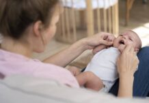 Žádanky o domácí péči porodní asistentky mají rodičky automaticky porodni_asistentky