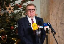 Ministr Juchelka slibuje co nejdříve zabezpečit neformální pečující Juchelka