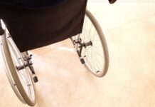 Objem vydaných příspěvků na péči i počet příjemců rostl i loni prispevek_na_peci