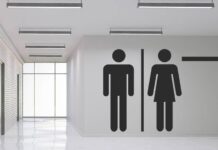 Vložky na školních WC si dívky pochvalují. Jistotu dávají hlavně těm mladším vlozky_divky