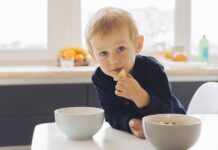 Úroky z prodlení vzrostou neplatičům výživného o tisíce korun vyzivneho