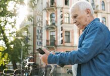 Čeští senioři se shánějí po průkazu důchodce. Ten ale neexistuje prukaz_duchodce