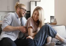 Partneři, kteří pracují z domova, mají více dětí, zjistila studie partneri