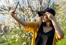 Turisté zničili oslavy jara ve města Fudži Jošida. Bylo jich moc! Fudzi_Josida