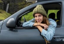 Už se vám stalo, že jste si v autě poseděli, abyste se usebrali? v_aute