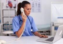 Ne papírové obálky, ale telefonní hovory zvýší účast na prevenci prevenci