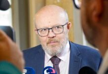 Ani při čtvrté volbě do vedení VZP ČR Válek neuspěl, zkusí to znovu valek