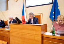 Senát schválil v první kole daňovou úlevu pro dobrovolné hasiče senat