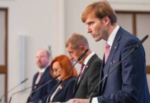 Očkování v lékárnách vláda odložila. Vojtěch vypořádá připomínky navrh_na_ockovani_v_lekarnach